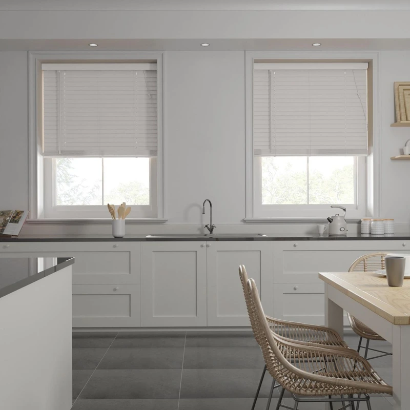 Get Venetian Roller Blinds For Kitchens Dubai