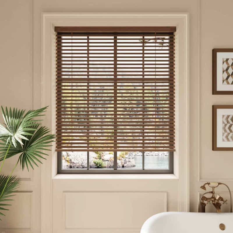 Get Aluminium Venetian Blinds Dubai For Living Rooms